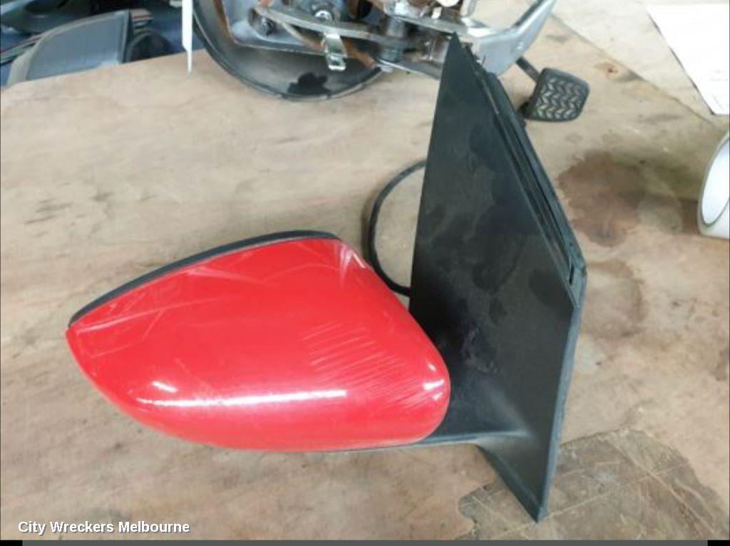 VOLKSWAGEN POLO RIGHT DOOR MIRROR, 6R, HEATED TYPE, 05/2010 - 05/2014