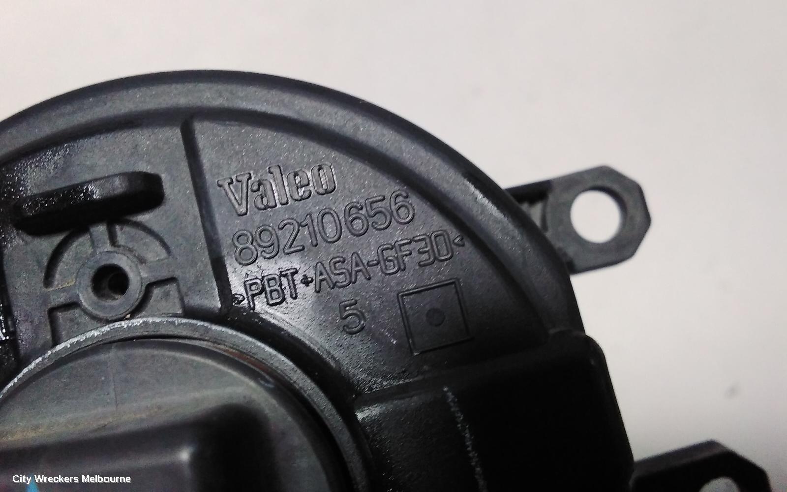 TOYOTA AURION RIGHT INDICATOR/FOG/SIDE, BUMPER FOGLAMP, GSV40R, PRESARA/PRODIGY/TOURING, 10/2006 - 08/2009