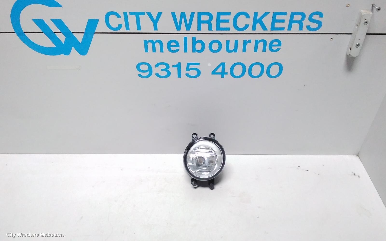 TOYOTA AURION RIGHT INDICATOR/FOG/SIDE, BUMPER FOGLAMP, GSV40R, PRESARA/PRODIGY/TOURING, 10/2006 - 08/2009