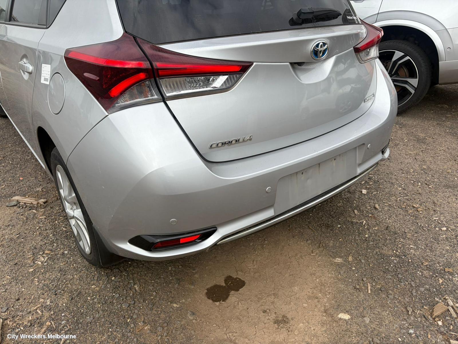 TOYOTA COROLLA RIGHT TAILLIGHT, ZRE182R, HATCH, 03/2015 - 06/2018