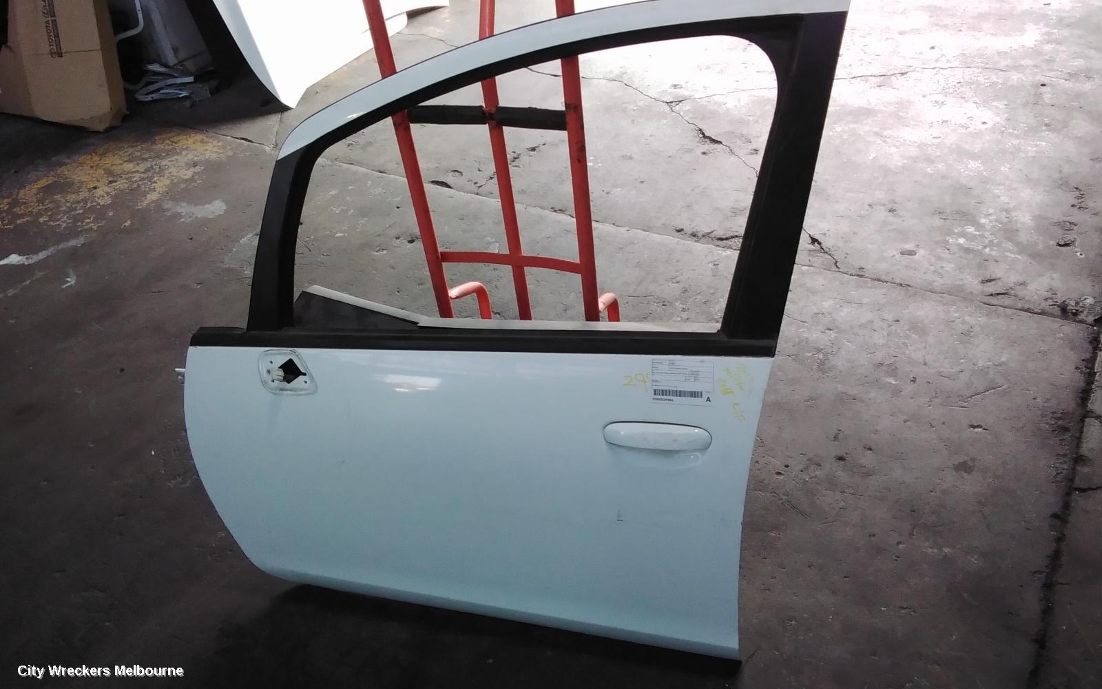 MITSUBISHI COLT LEFT FRONT DOOR, RG, HATCH, NON BARREL KEY TYPE, 01/2002 - 11/2011
