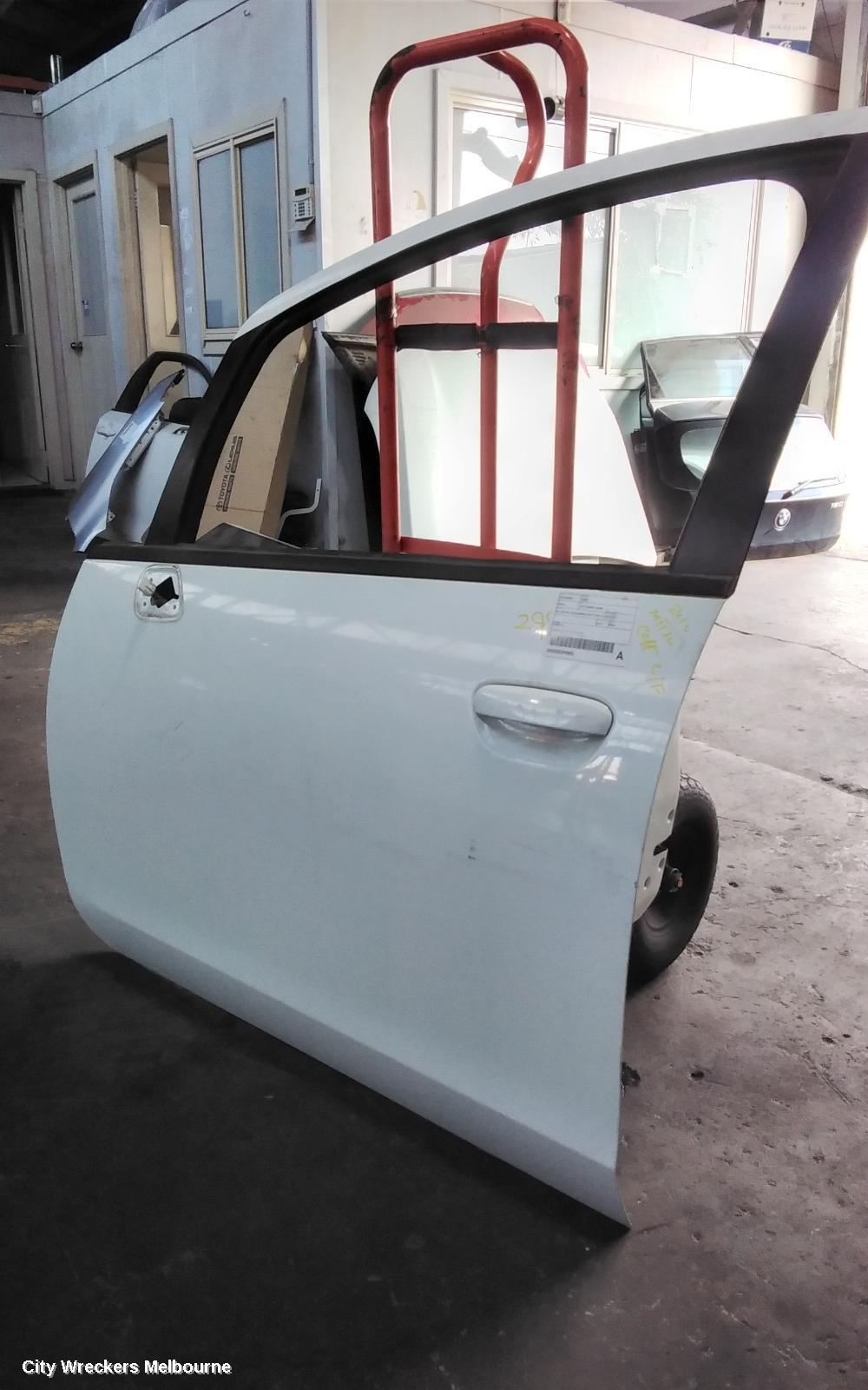 MITSUBISHI COLT LEFT FRONT DOOR, RG, HATCH, NON BARREL KEY TYPE, 01/2002 - 11/2011
