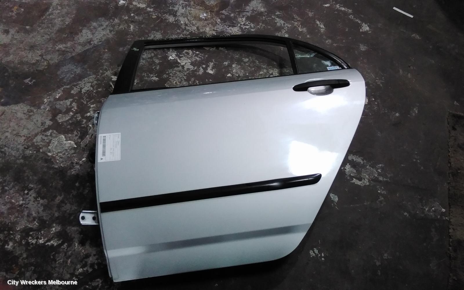 TOYOTA COROLLA LEFT REAR DOOR/SLIDING, ZZE122 (SOUTH AFRICA-VIN AHT), SEDAN, 03/2003 - 06/2007
