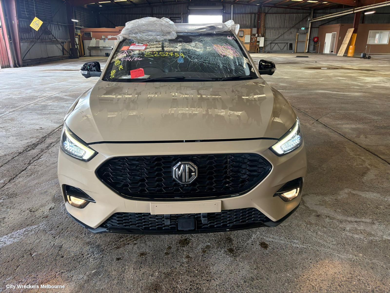 MG ZS RIGHT HEADLAMP, AZS1, ZST, W/ LED TYPE, 01/2020 ONWARDS