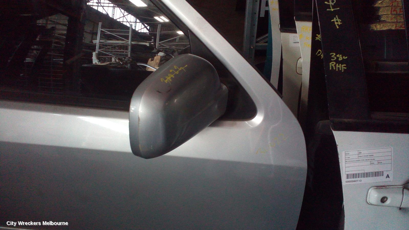 HONDA CRV RIGHT DOOR MIRROR, RD7, POWER, COLOUR CODED, 12/2001 - 02/2007