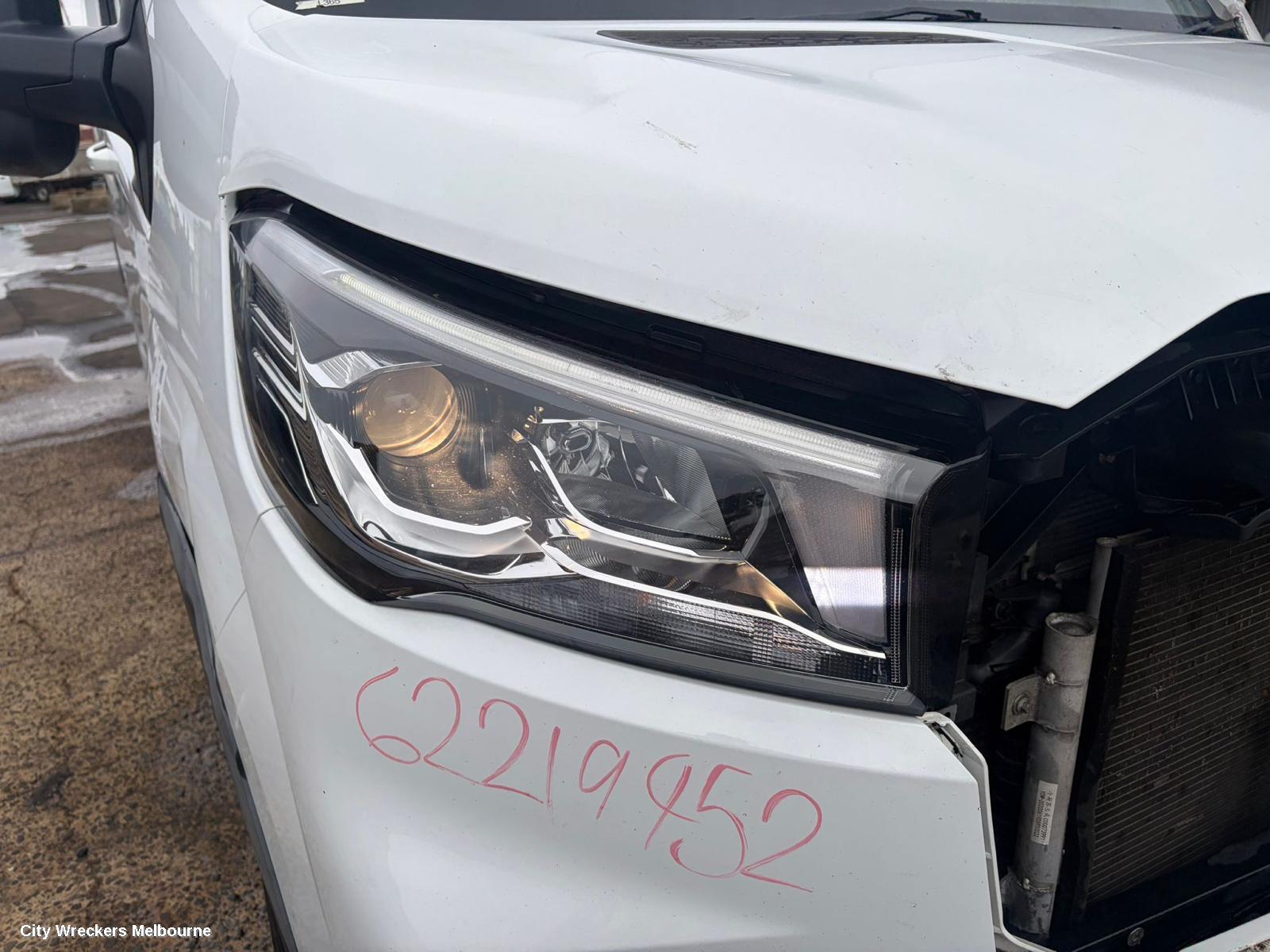 LDV DELIVER 9 RIGHT FRONT HUB ASSEMBLY, 07/2020 ONWARDS