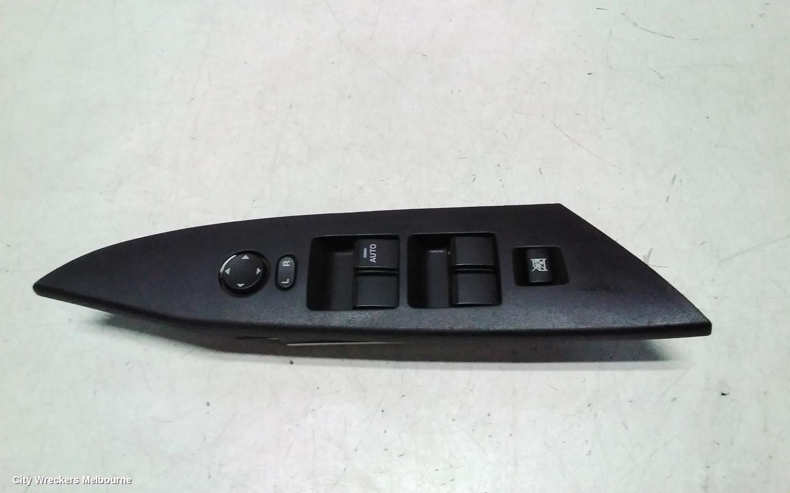 MAZDA 3 PWR DR WIND SWITCH, RH FRONT (MASTER SWITCH), NON FOLDING TYPE, BL, 04/2009 - 10/2013