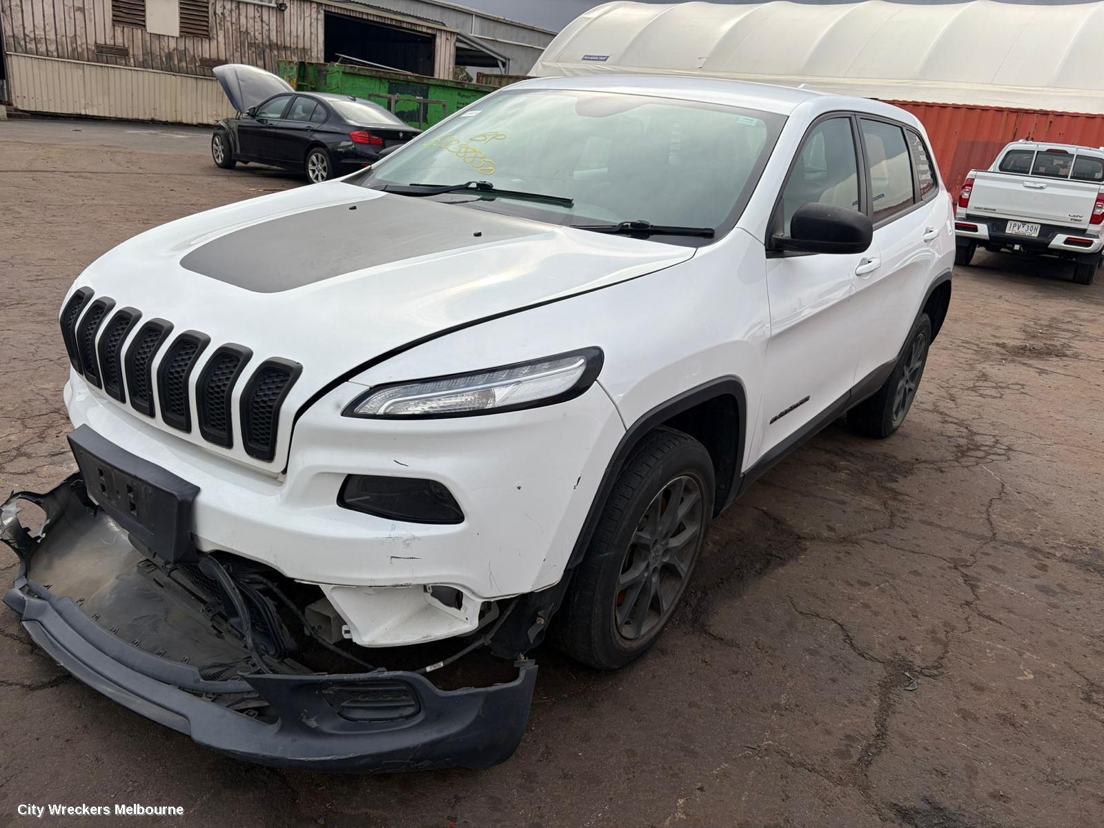 JEEP CHEROKEE RIGHT FRONT HUB ASSEMBLY, KL, STANDARD TYPE, 2WD, 02/2014 - 03/2018