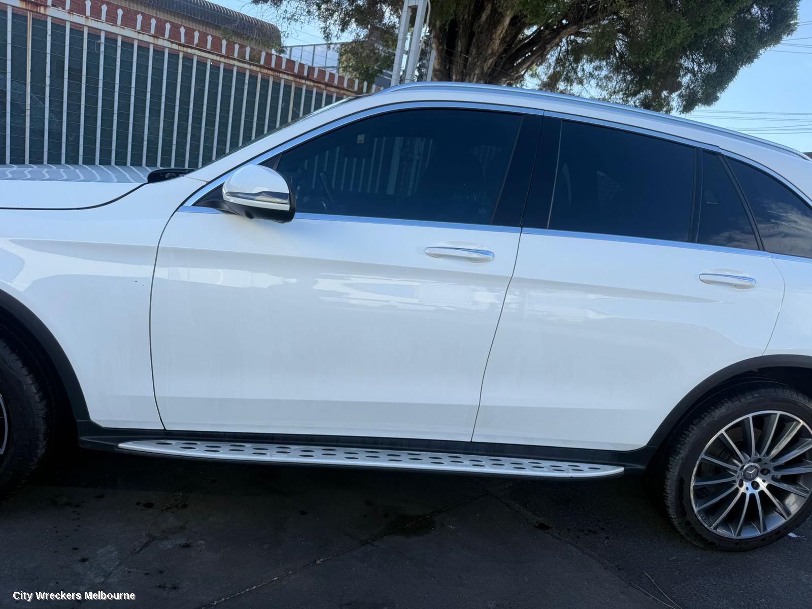 MERCEDES GLC CLASS RIGHT TAILLIGHT, SUV TYPE, X253, 09/2015 - 08/2019