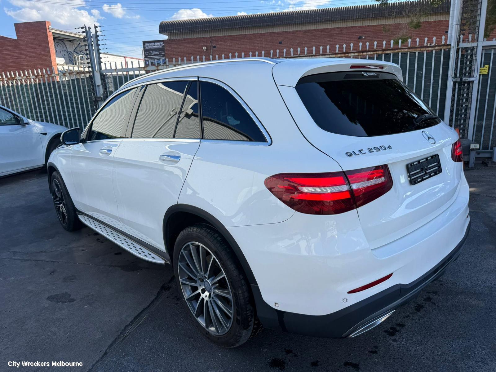 MERCEDES GLC CLASS RIGHT TAILLIGHT, SUV TYPE, X253, 09/2015 - 08/2019