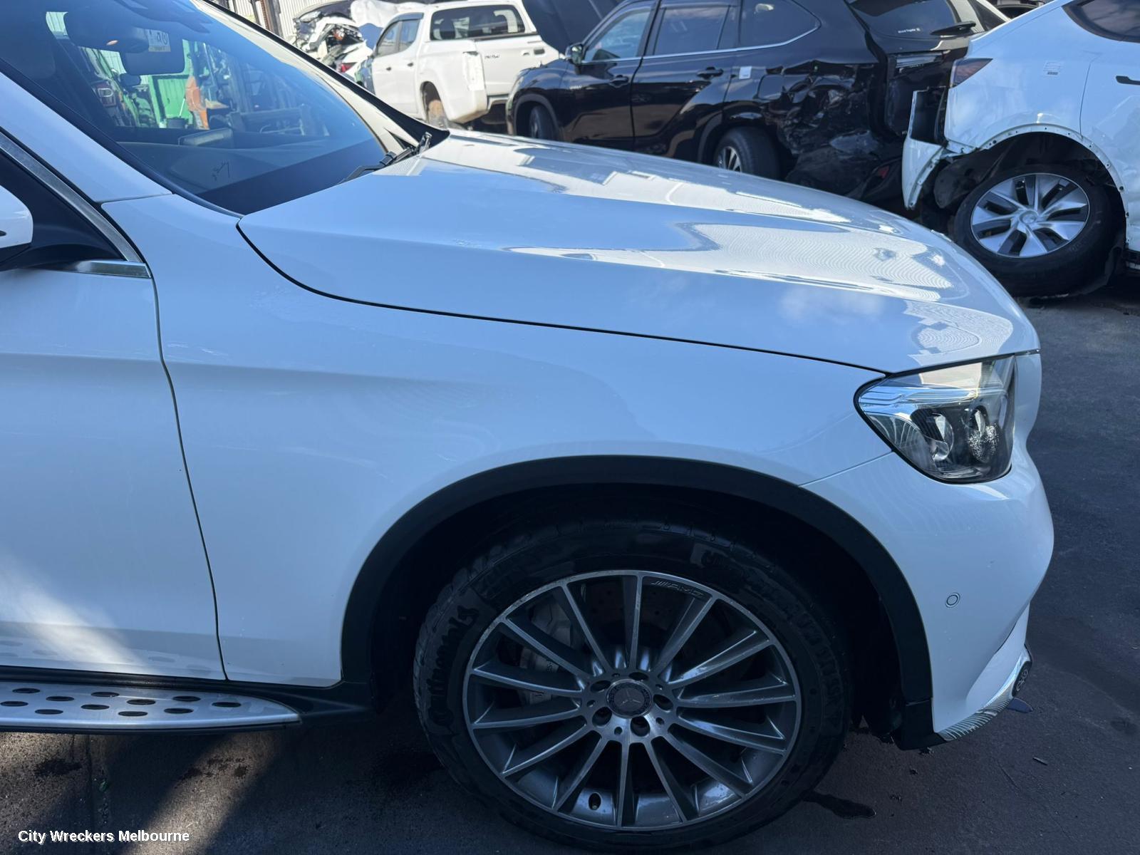 MERCEDES GLC CLASS RIGHT TAILLIGHT, SUV TYPE, X253, 09/2015 - 08/2019