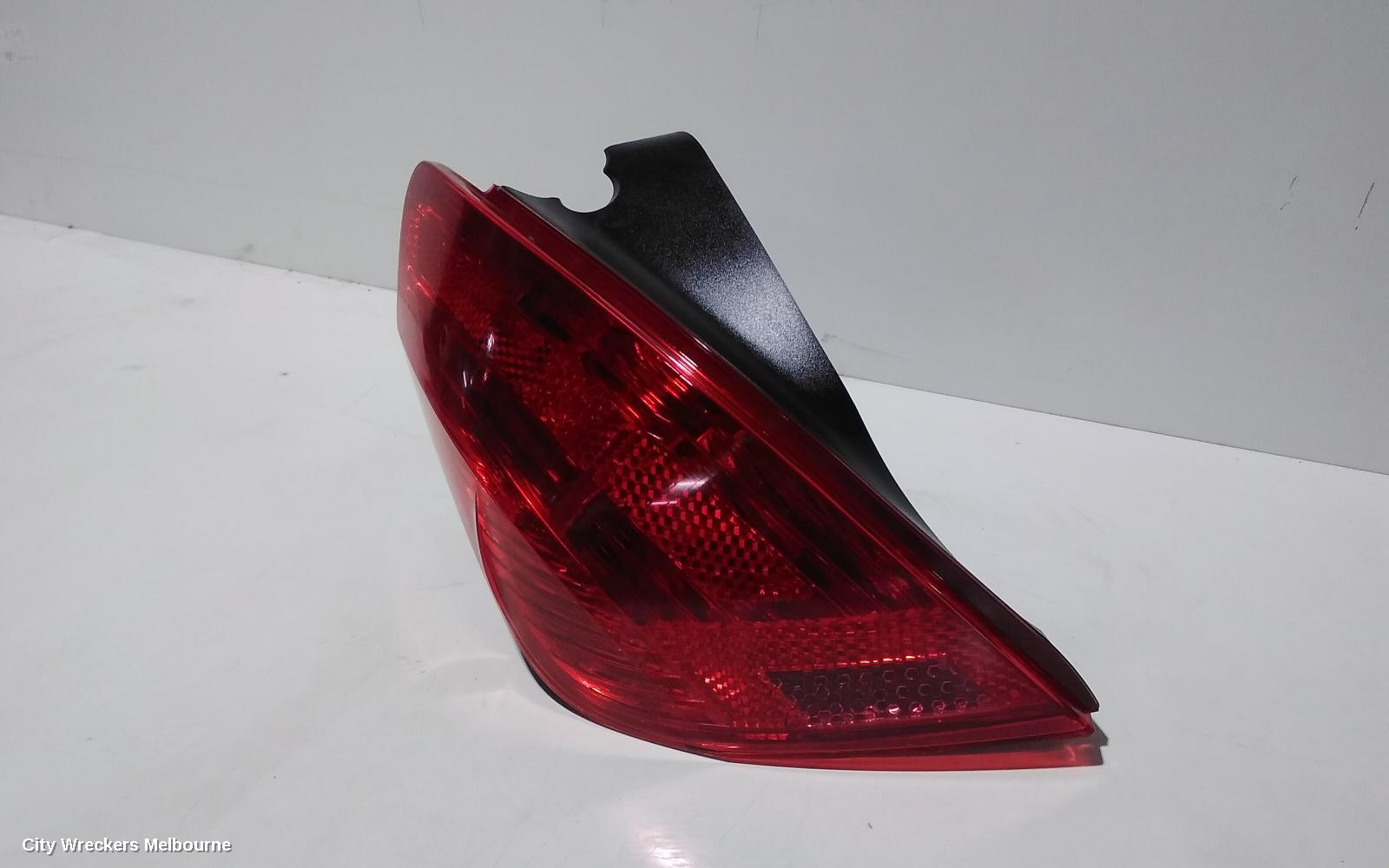 PEUGEOT 207 LEFT TAILLIGHT, HATCH, RED INDICATOR SECTION, A7, 04/2006 - 12/2012