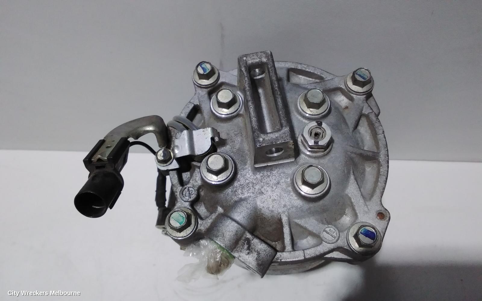 MITSUBISHI OUTLANDER A/C COMPRESSOR, ZK-ZL, 2.0/2.4, PETROL, QS90 TYPE, 01/2015 ONWARDS