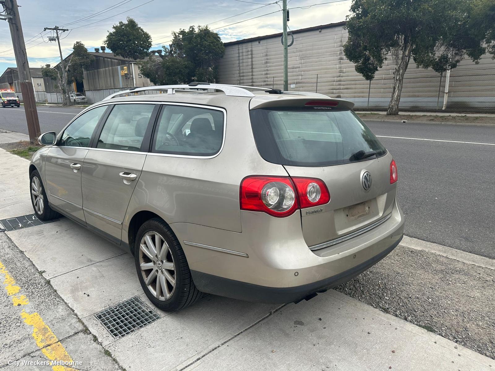 VOLKSWAGEN PASSAT LEFT TAILLIGHT, 3C/MK6 B6, WAGON, NON TINTED TYPE, 03/2006 - 09/2010