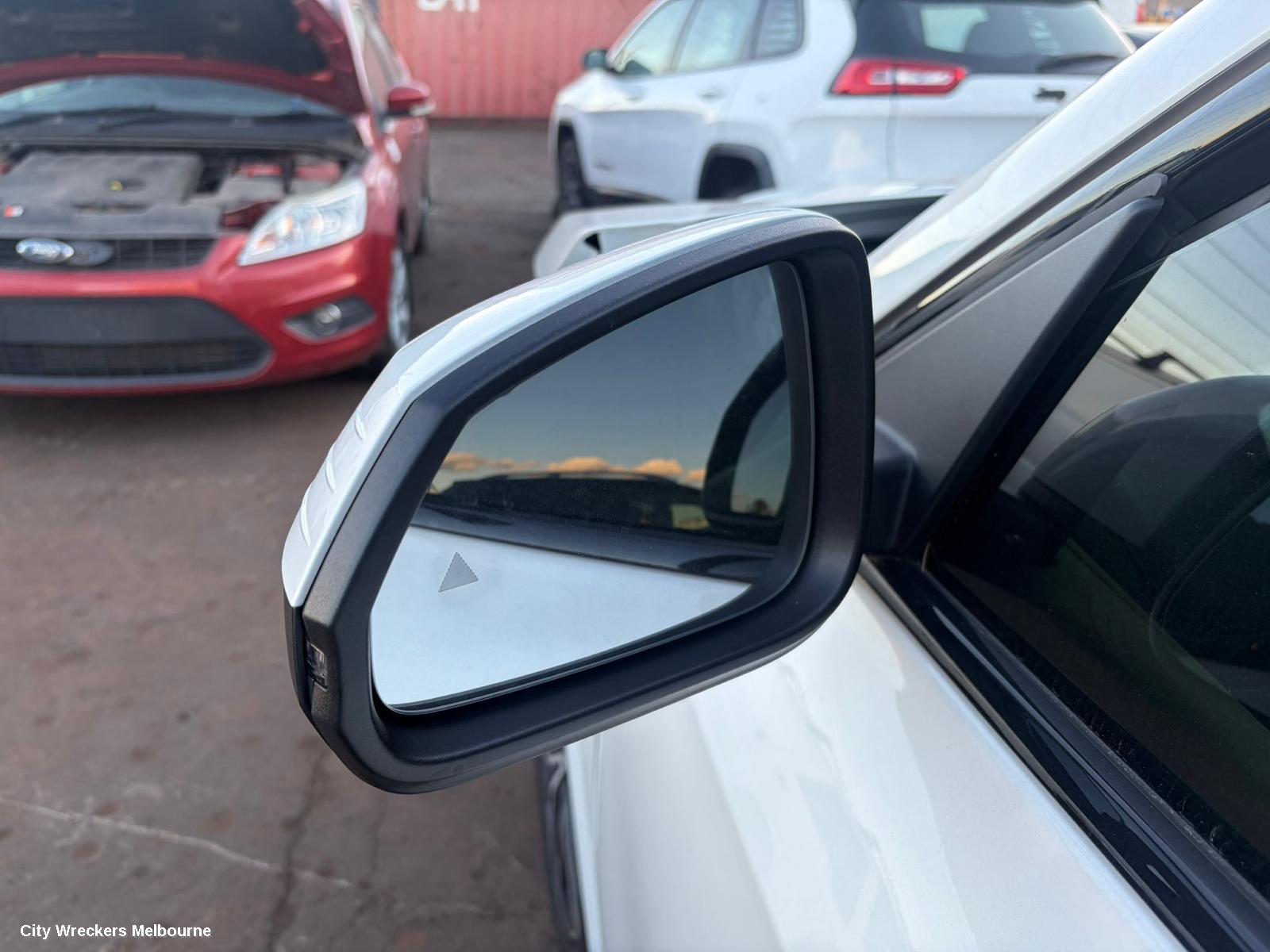 BMW X1 REVERSE CAMERA, U11, FRONT CAMERA (WINDSCREEN MOUNTED), W/ AUGMENTED REALITY TYPE, 07/2022 ONWARDS