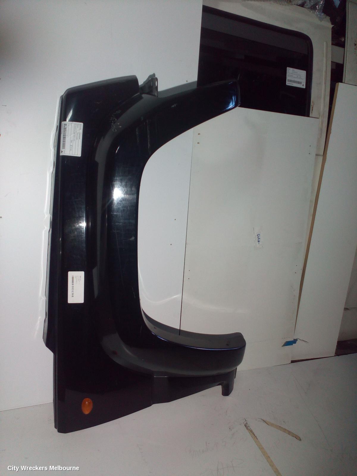 JEEP CHEROKEE RIGHT GUARD, KJ, GUARD W/ FLARE, 09/2001 - 10/2004