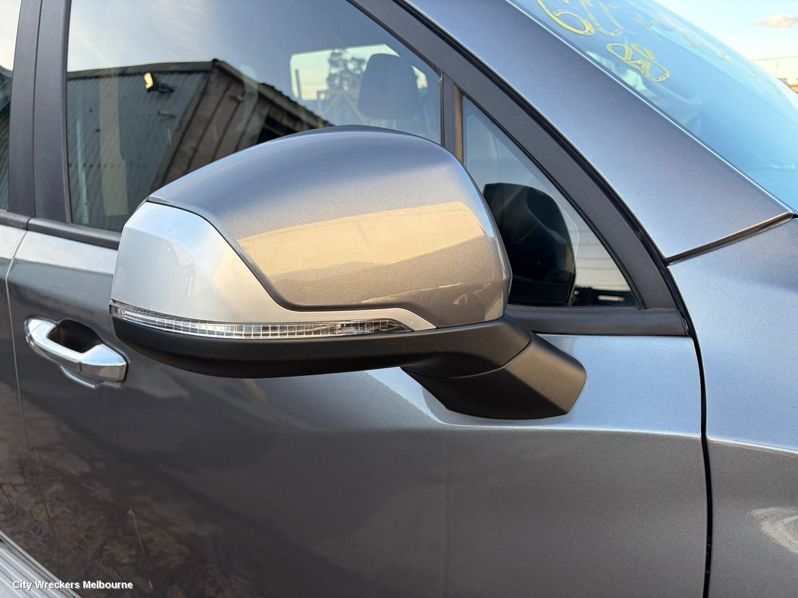 LDV D90 LEFT GUARD LINER, SV9A, FRONT, 11/2017 ONWARDS