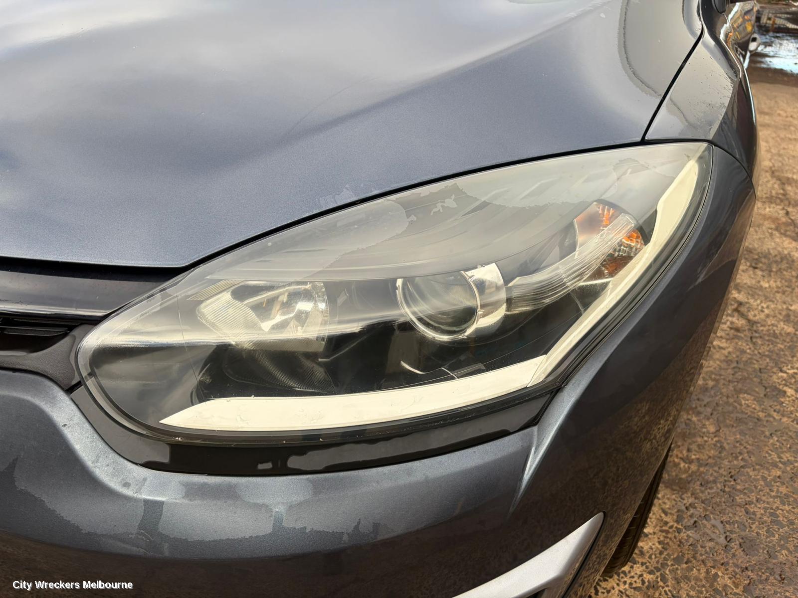 RENAULT MEGANE RIGHT HEADLAMP, X32/B95/E95/K95/X95, 5DR HATCH/CABRIO/WAGON, 07/2014 - 05/2016