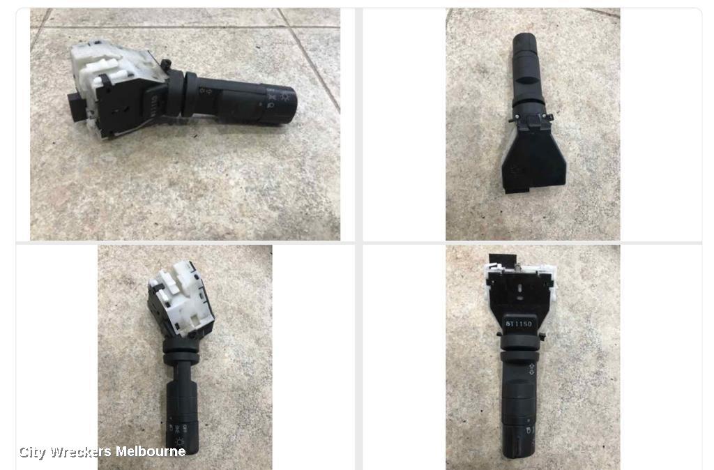 NISSAN NAVARA COMBINATION SWITCH, D40, FLASHER SWITCH, NON DRIVING LAMP TYPE, 09/2005 - 08/2015