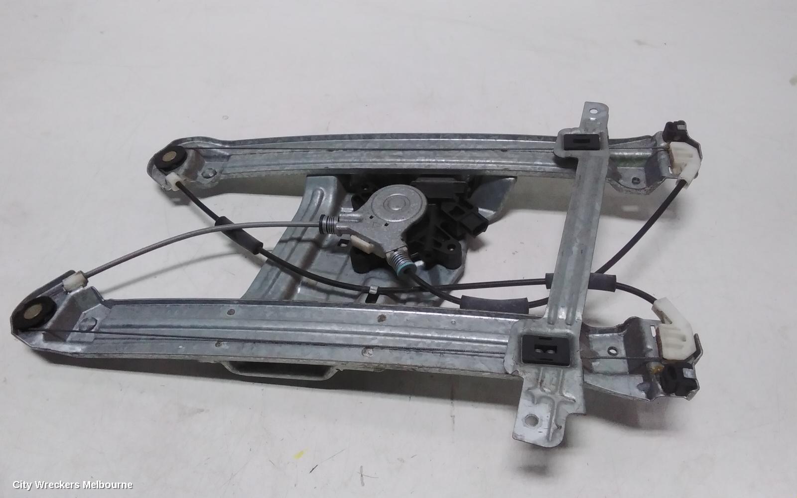 MITSUBISHI 380 RIGHT FRONT WINDOW REG/MOTOR, DB, ELECTRIC, 09/2005 - 03/2008