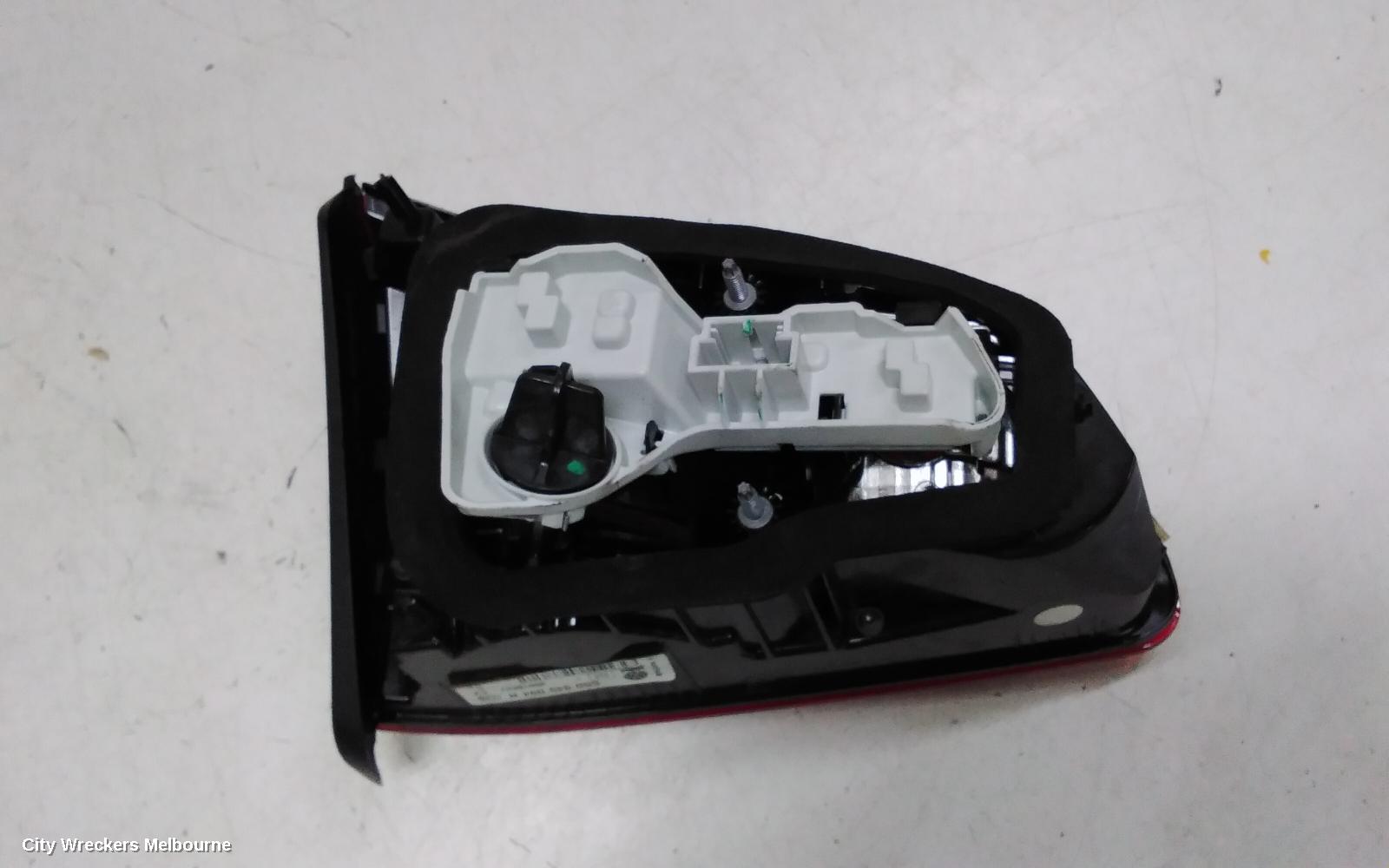 VOLKSWAGEN GOLF LEFT TAILLIGHT, GEN 7, HATCH, STANDARD, TRENDLINE/COMFORTLINE, NON LED TYPE, NON TINTED TYPE, 03/2013 - 03/2017