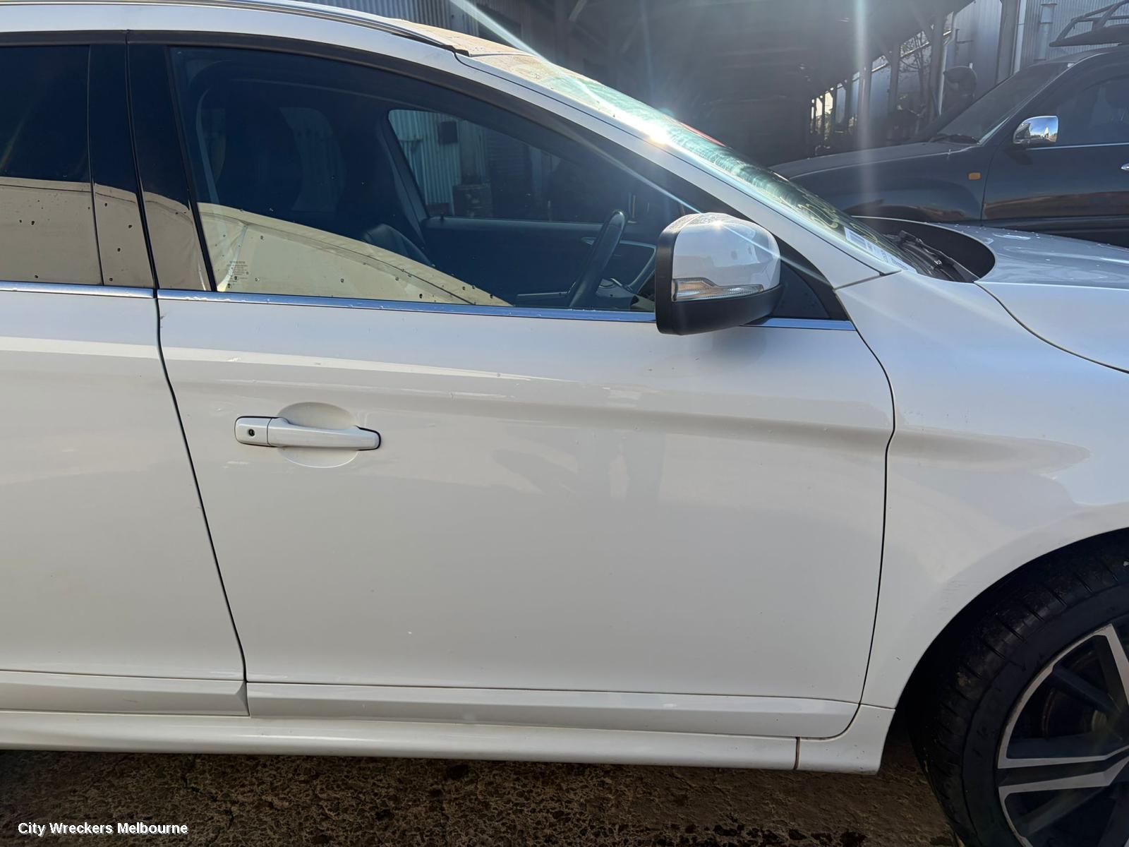 VOLVO XC60 LEFT FRONT STRUT, NON ACTIVE CHASSIS TYPE, CODE RA03, DYNAMIC, DZ, 02/2009 - 04/2017