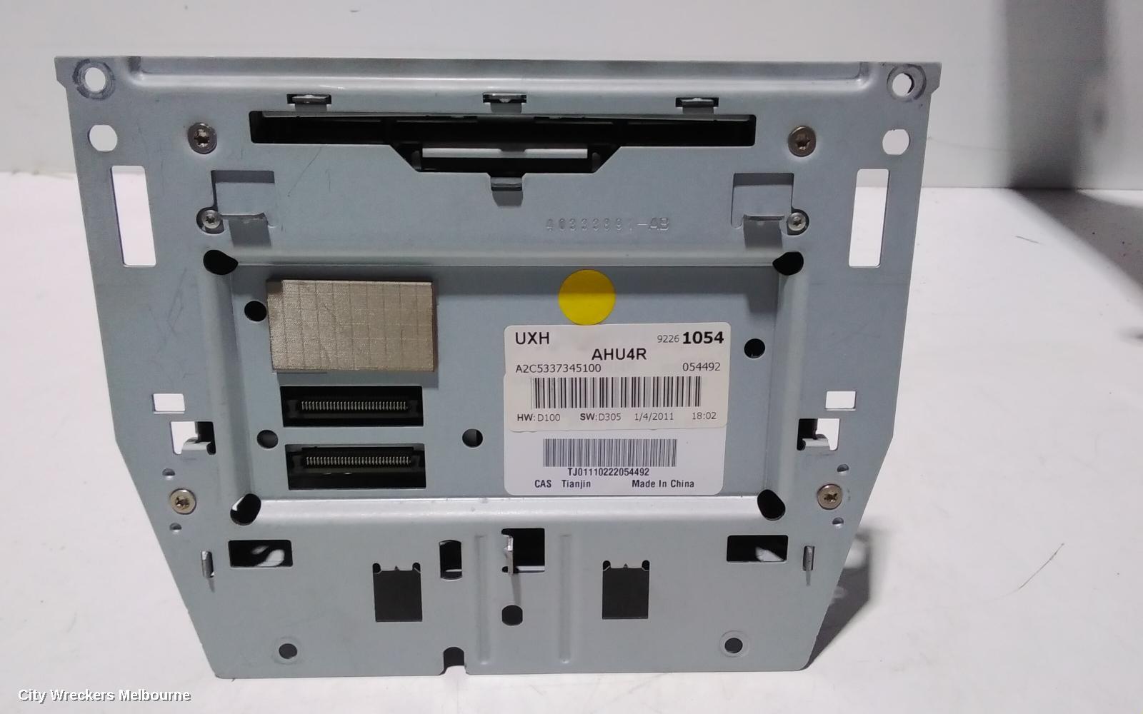 HOLDEN COMMODORE RADIO/CD/DVD/SAT/TV, DISPLAY/CONTROL PANEL ONLY, SINGLE DISC CD PLAYER, W/ SAT NAV, VE, HSV/CALAIS/SSV, 09/2009 - 04/2013