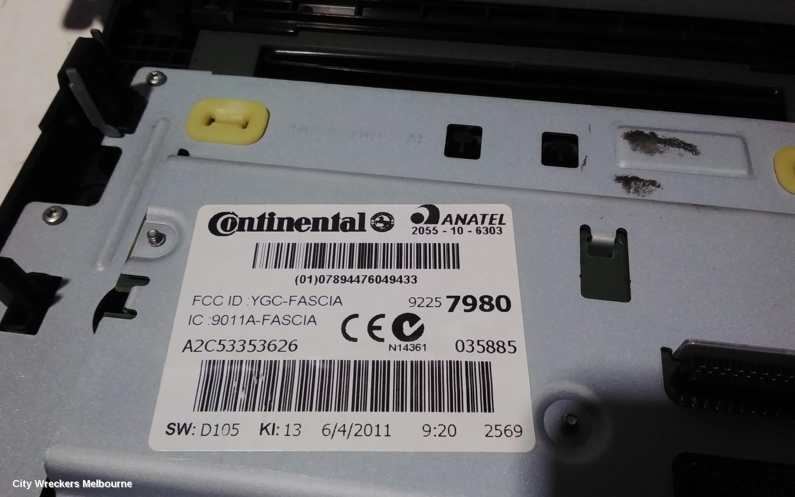 HOLDEN COMMODORE RADIO/CD/DVD/SAT/TV, DISPLAY/CONTROL PANEL ONLY, SINGLE DISC CD PLAYER, W/ SAT NAV, VE, HSV/CALAIS/SSV, 09/2009 - 04/2013