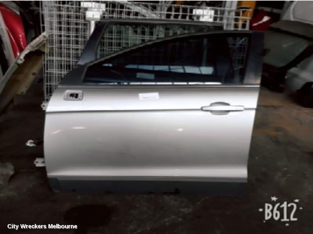 HOLDEN CAPTIVA LEFT FRONT DOOR, CG, SX (4TH VIN = C), NON CURTAIN AIRBAG/SENSOR TYPE, 09/2006 - 06/2007