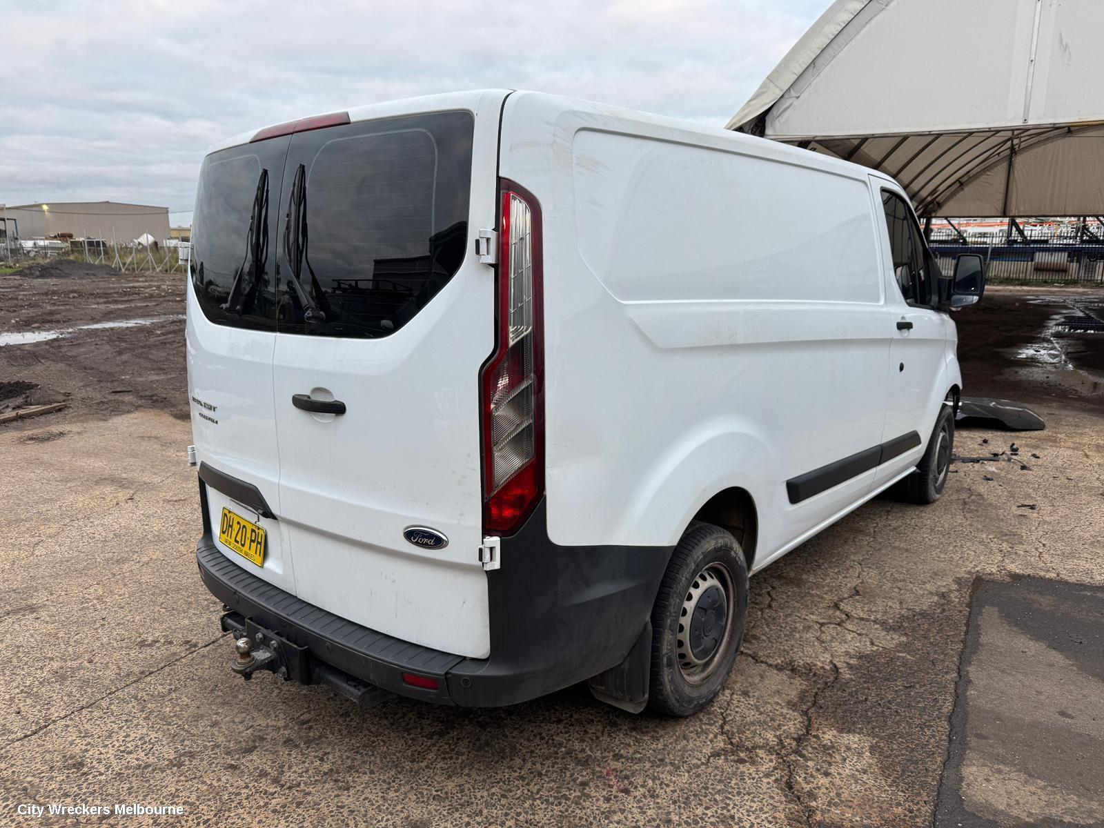 FORD TRANSIT CUSTOM LEFT FRONT HUB ASSEMBLY, VN, 09/2013 - 04/2019