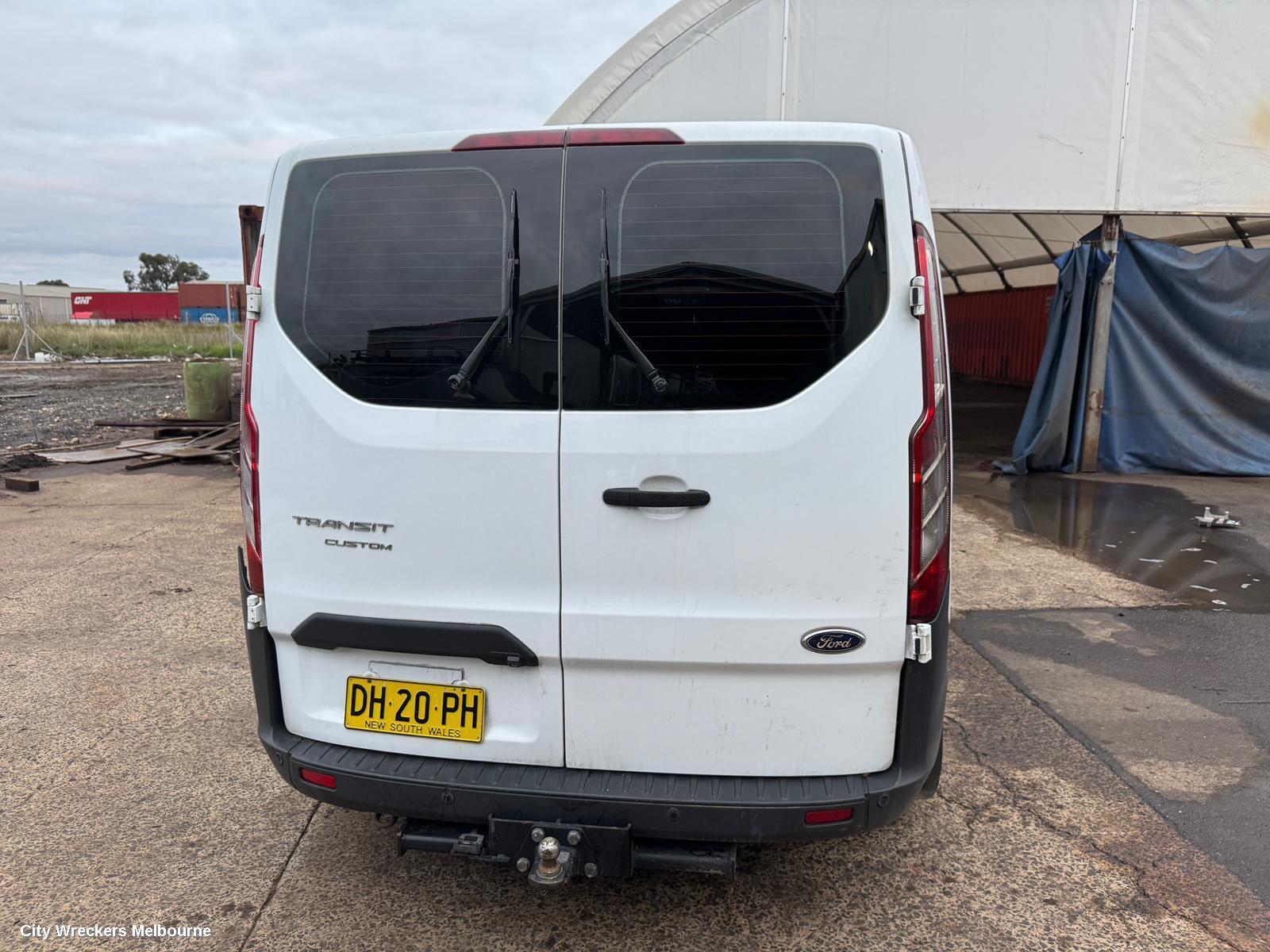 FORD TRANSIT CUSTOM LEFT FRONT HUB ASSEMBLY, VN, 09/2013 - 04/2019