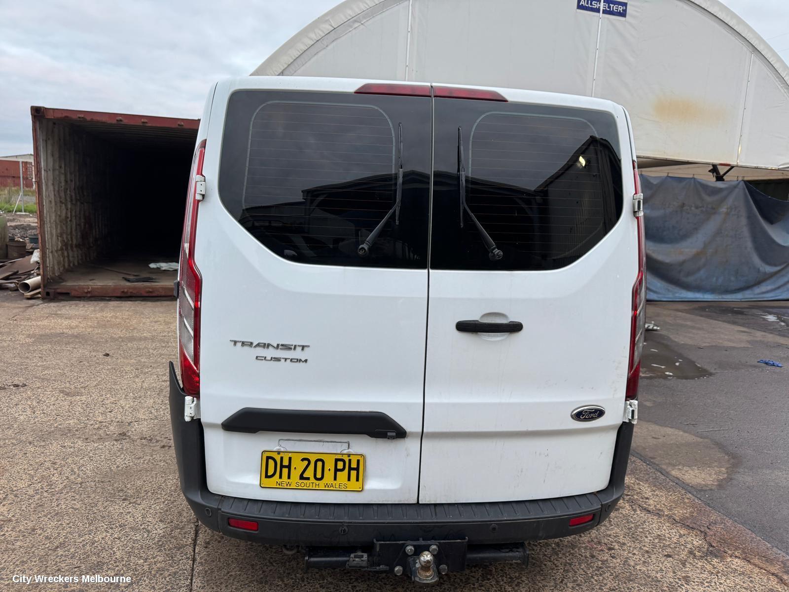 FORD TRANSIT CUSTOM LEFT FRONT HUB ASSEMBLY, VN, 09/2013 - 04/2019