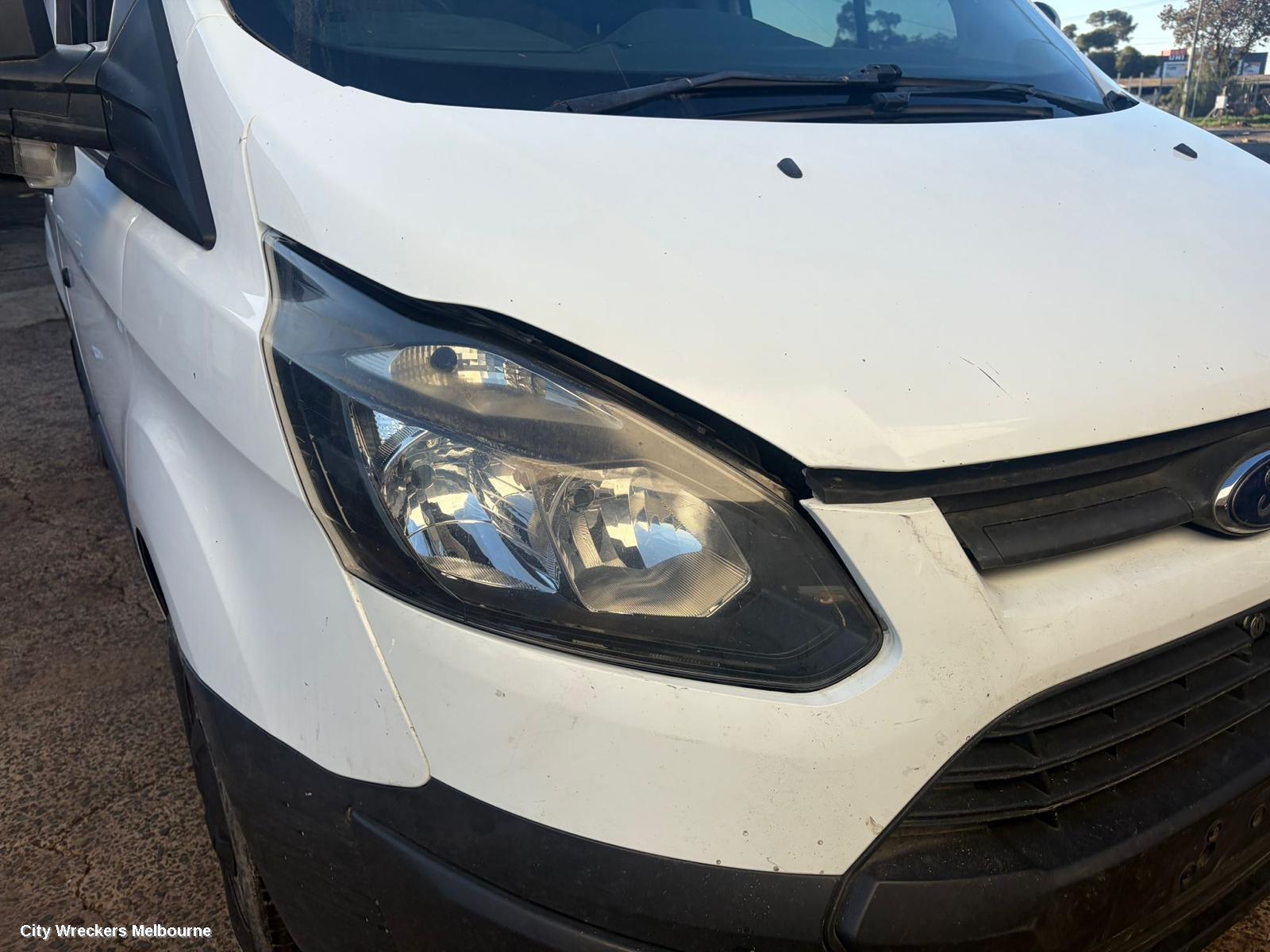 FORD TRANSIT CUSTOM LEFT FRONT HUB ASSEMBLY, VN, 09/2013 - 04/2019