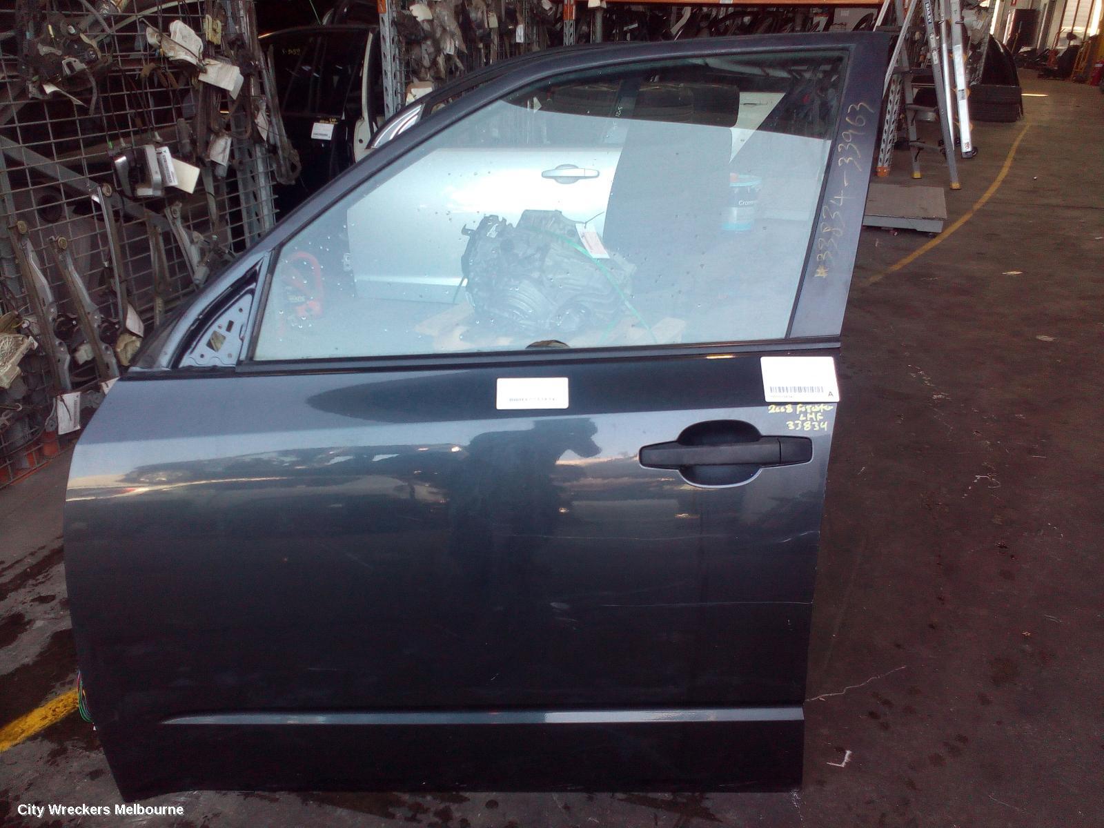 SUBARU FORESTER LEFT FRONT DOOR, 02/2008 - 12/2012