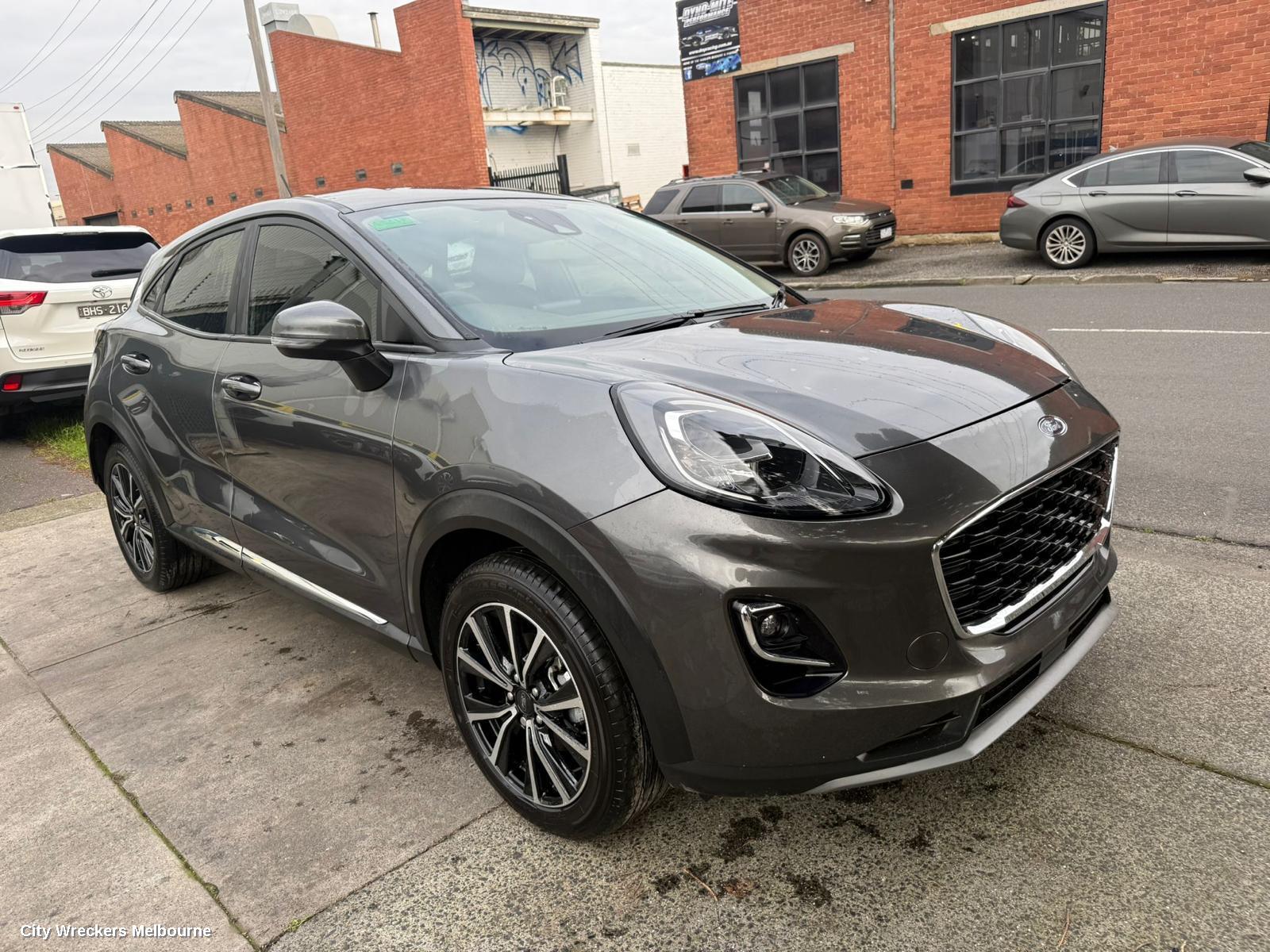 FORD PUMA LEFT GUARD LINER, FRONT, JK, 03/2020 ONWARDS
