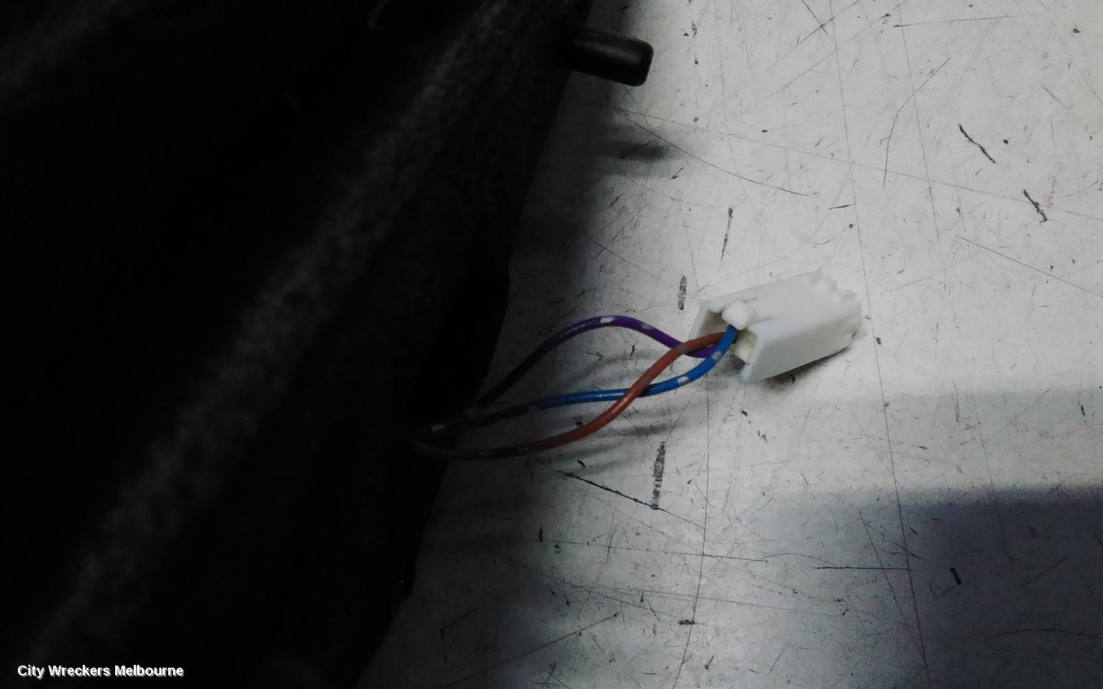 MAZDA 6 LEFT DOOR MIRROR, GG/GY, 3 WIRE TYPE, 09/2002 - 02/2008