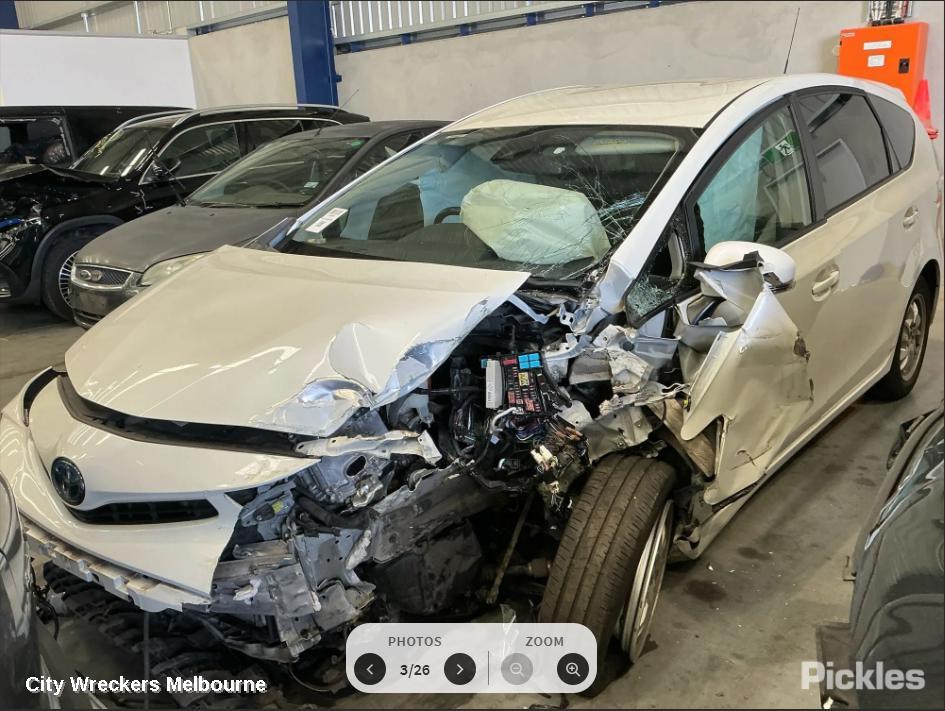 TOYOTA PRIUS LEFT TAILLIGHT, ZVW40R, PRIUS V, 06/2015 - 11/2022