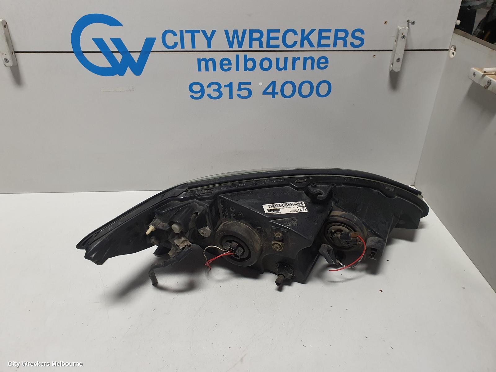 TOYOTA CAMRY LEFT HEADLAMP, SK36, SPORTIVO, BLACK INSERT TYPE, 08/2002 - 09/2004