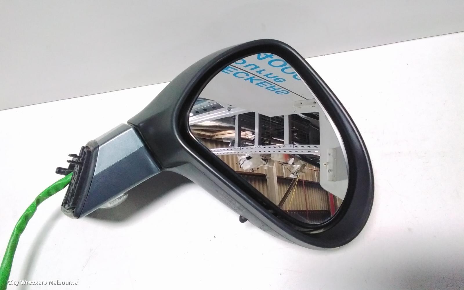 PEUGEOT 308 RIGHT DOOR MIRROR, T7, HATCH/WAGON, MANUAL FOLDING, 2 PLUG TYPE, 09/2007 - 12/2013