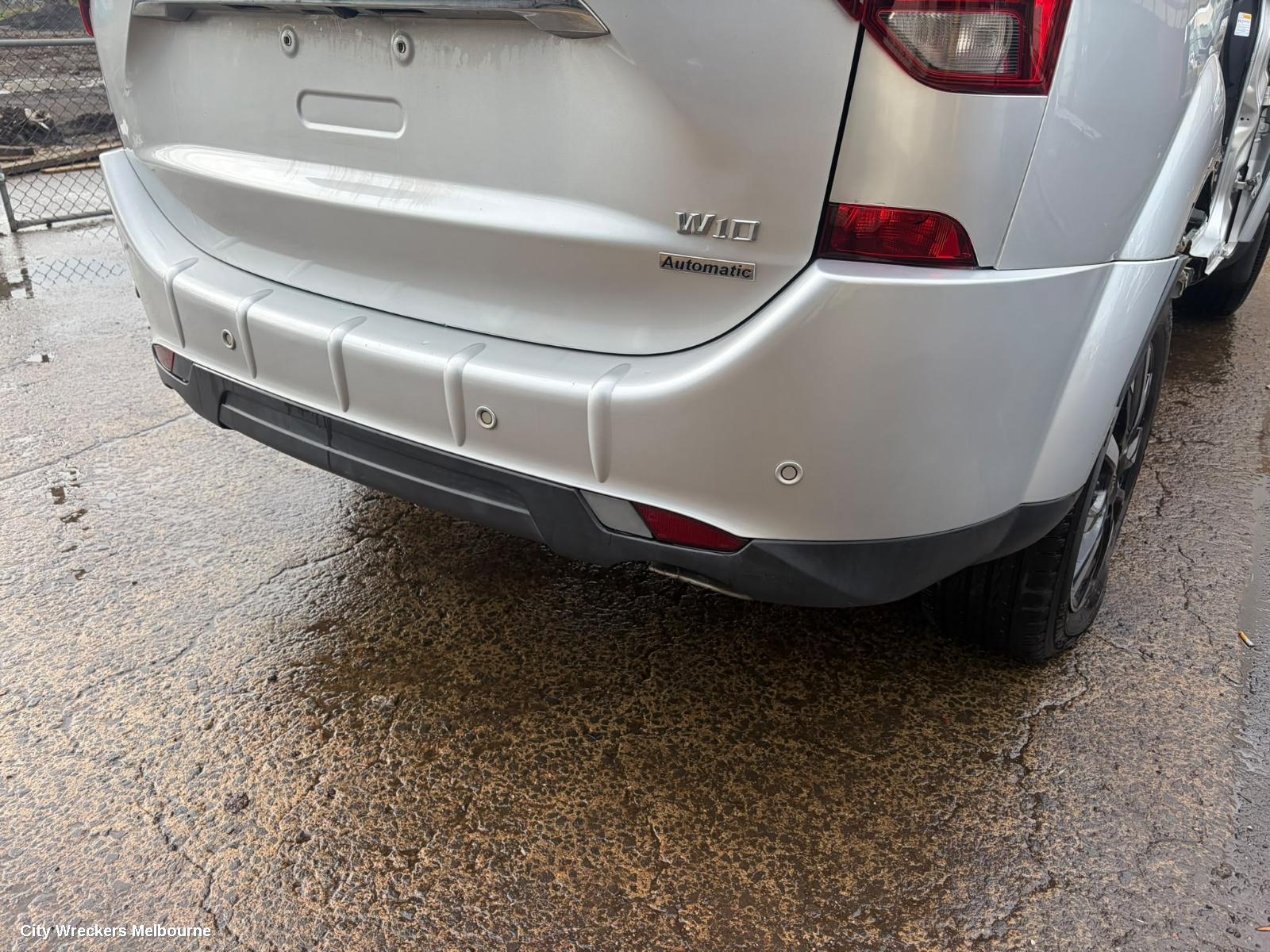 MAHINDRA XUV500 CONSOLE, 06/2012 - 12/2021