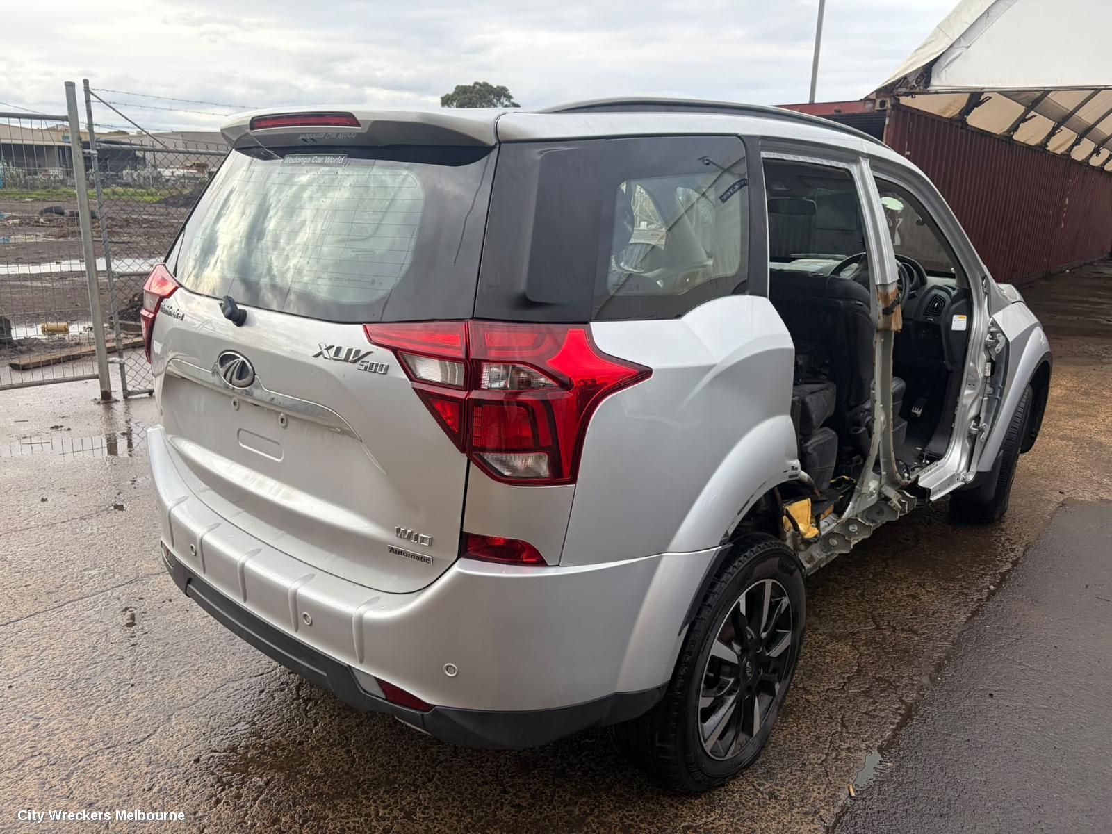 MAHINDRA XUV500 CONSOLE, 06/2012 - 12/2021