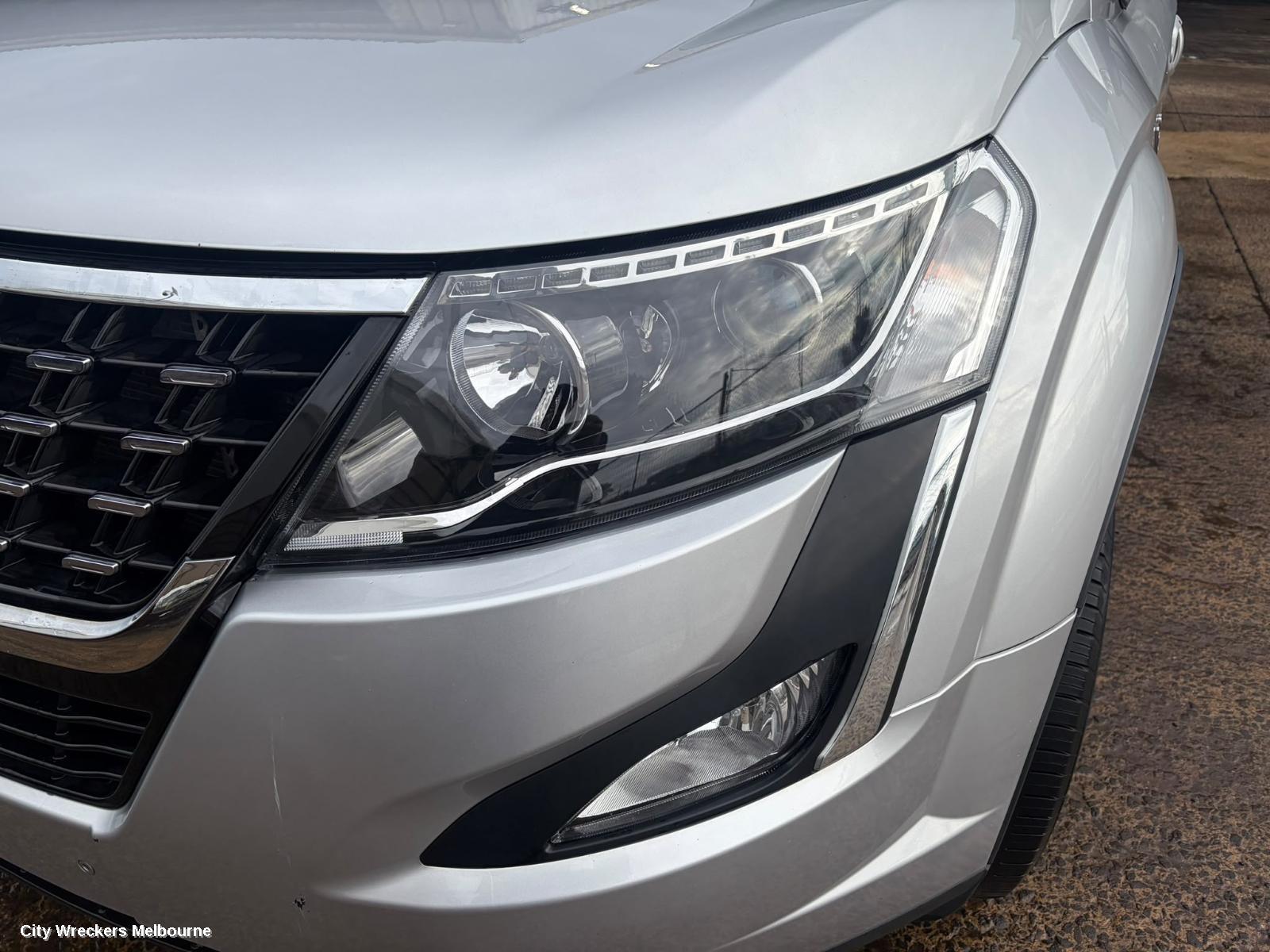 MAHINDRA XUV500 CONSOLE, 06/2012 - 12/2021