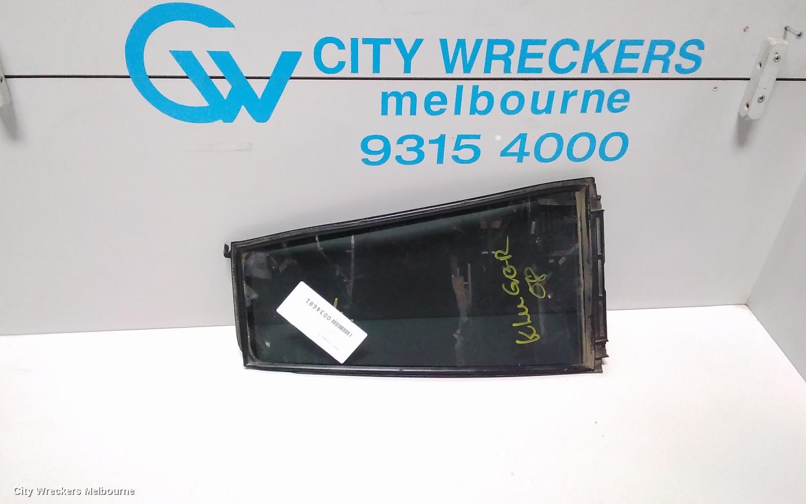 TOYOTA KLUGER LEFT REAR 1/4 DOOR GLASS, GSU40-GSU45, 05/2007 - 02/2014