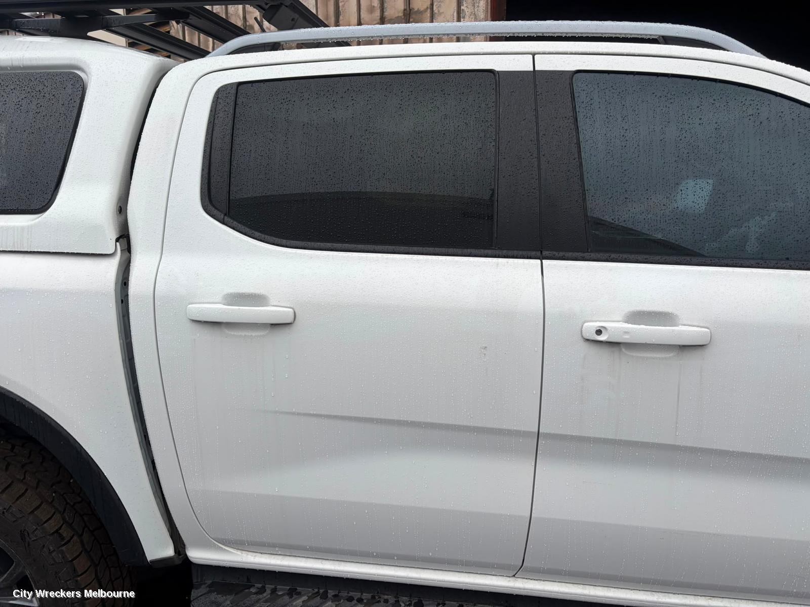 FORD RANGER SIDE STEP/SKIRT, RA, SIDE STEP (RH SIDE), NON CHROME TYPE, DUAL CAB, 05/2022 ONWARDS