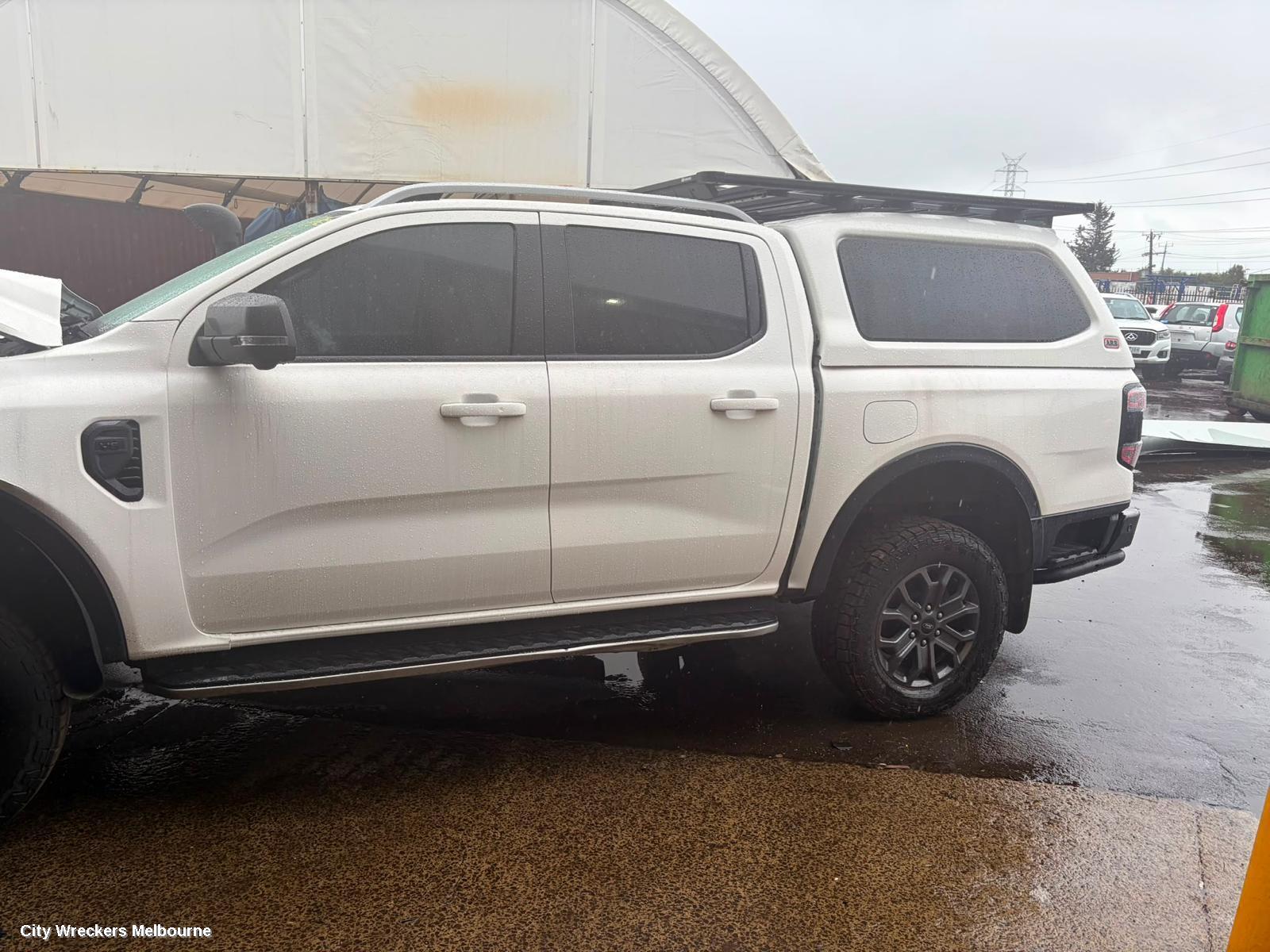 FORD RANGER SIDE STEP/SKIRT, RA, SIDE STEP (RH SIDE), NON CHROME TYPE, DUAL CAB, 05/2022 ONWARDS