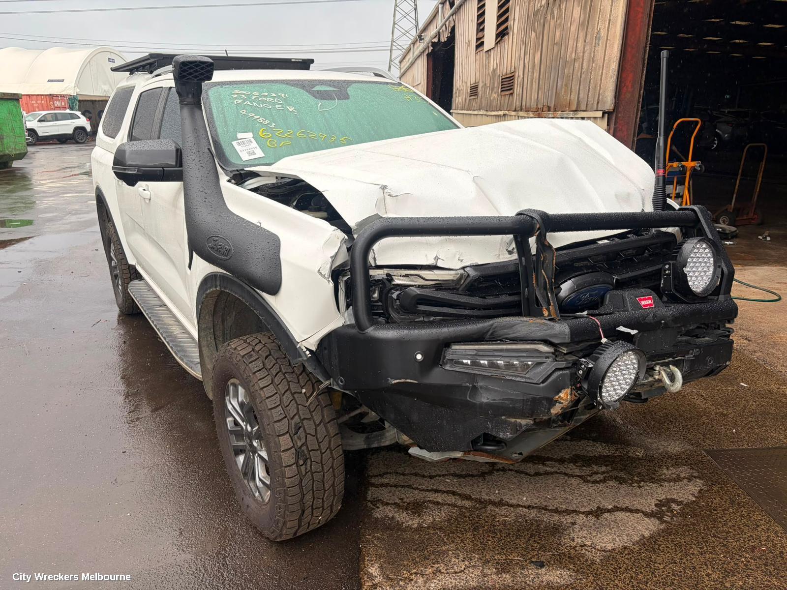 FORD RANGER SIDE STEP/SKIRT, RA, SIDE STEP (RH SIDE), NON CHROME TYPE, DUAL CAB, 05/2022 ONWARDS