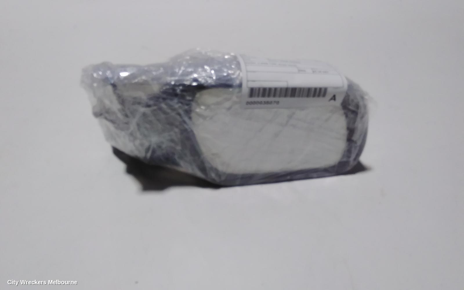 MAZDA 6 RIGHT DOOR MIRROR, GG/GY, 3 WIRE TYPE, 09/2002 - 02/2008