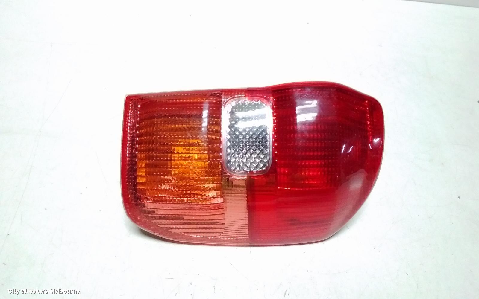 TOYOTA RAV4 RIGHT TAILLIGHT, ACA2#R, LENS # 42-26, 07/2000 - 07/2003