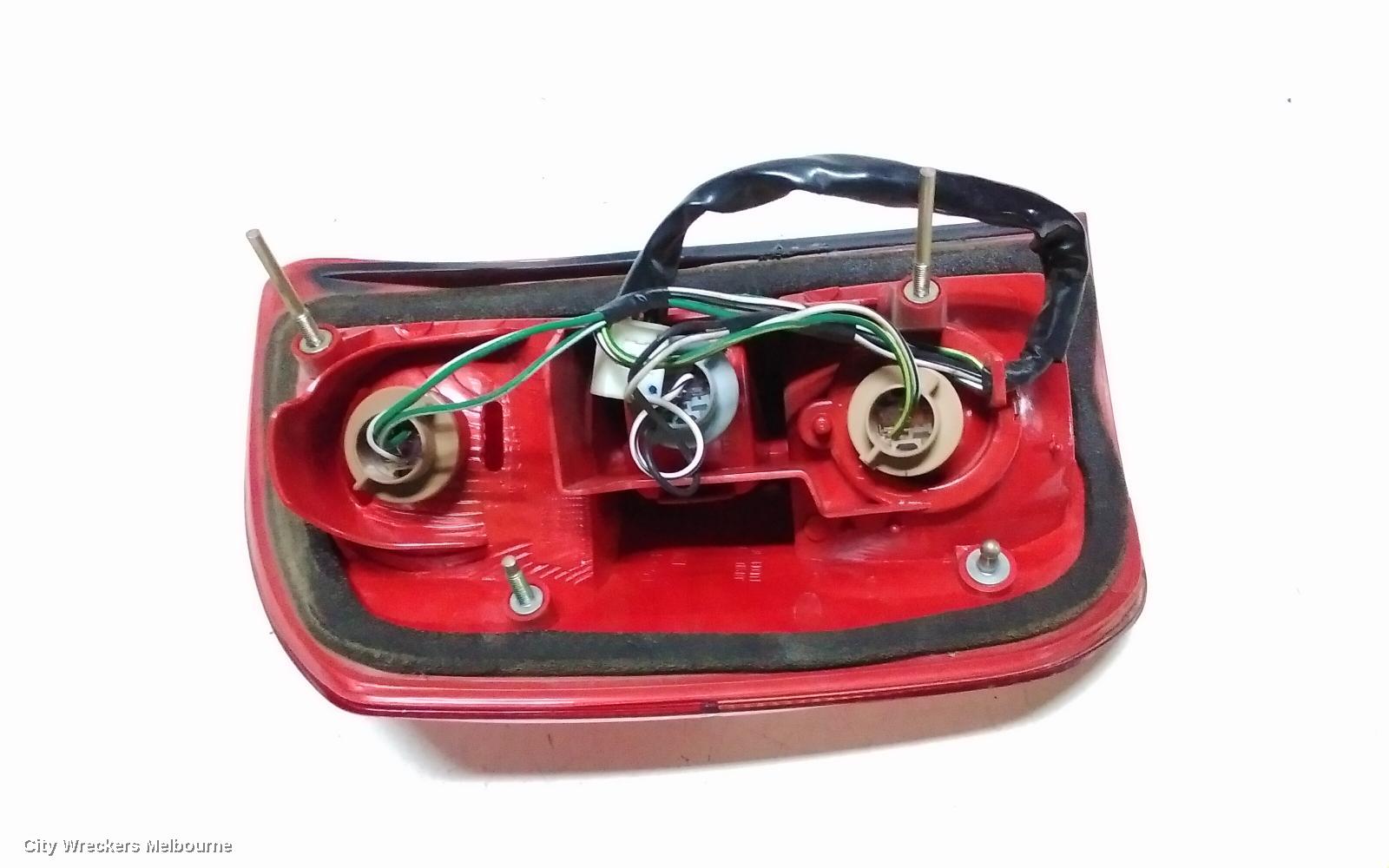 TOYOTA RAV4 RIGHT TAILLIGHT, ACA2#R, LENS # 42-26, 07/2000 - 07/2003