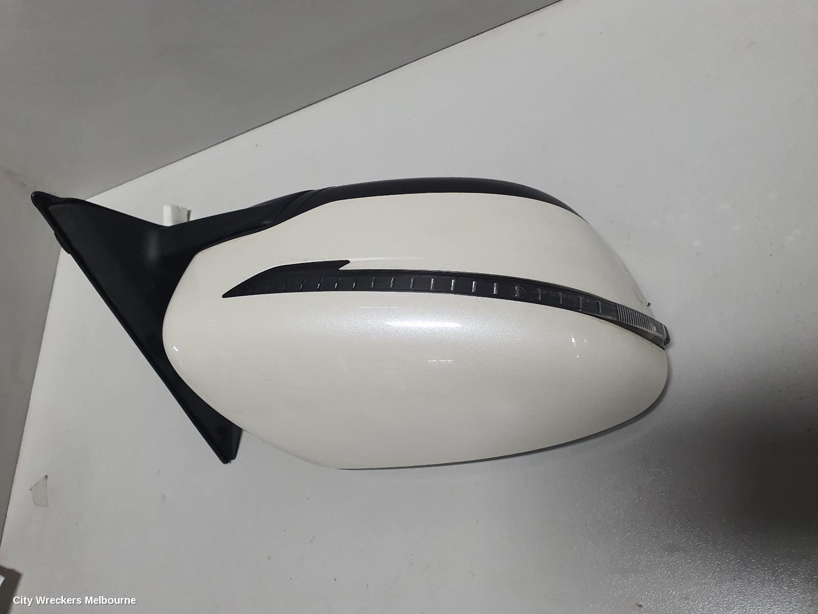 NISSAN XTRAIL RIGHT DOOR MIRROR, T32, TS/ST, NON CAMERA TYPE, 02/2014 ONWARDS